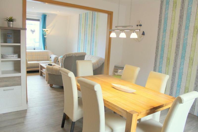 Appartment Vermietung Luetje 부숨 외부 사진